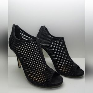 Madden Girl Black Perforated Peep Toe Heels Women’s Size 8